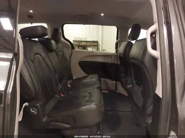 2C4RC1BG5HR803306 2017 CHRYSLER PACIFICA - Image 8