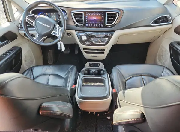 2C4RC1BG5HR809820 2017 CHRYSLER PACIFICA - Image 8
