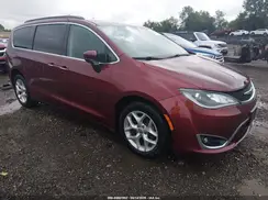 2C4RC1BG5HR816993 2017 CHRYSLER PACIFICA