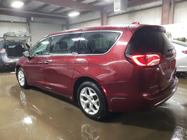 2C4RC1BG5HR817237 2017 CHRYSLER PACIFICA - Image 2