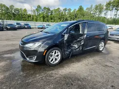 2C4RC1BG5HR820638 2017 CHRYSLER PACIFICA