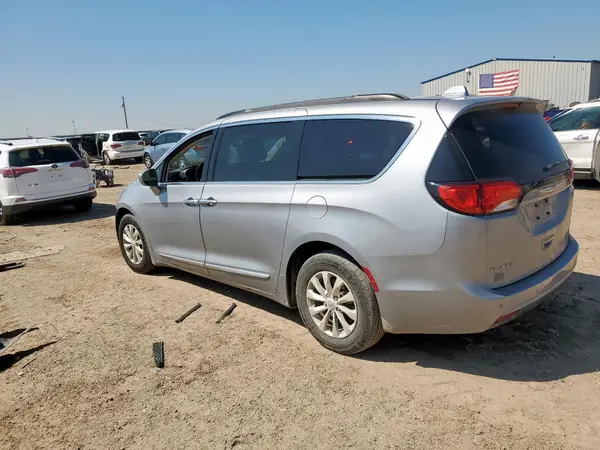 2C4RC1BG5HR821434 2017 CHRYSLER PACIFICA - Image 2