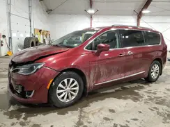 2C4RC1BG5HR823698 2017 CHRYSLER PACIFICA