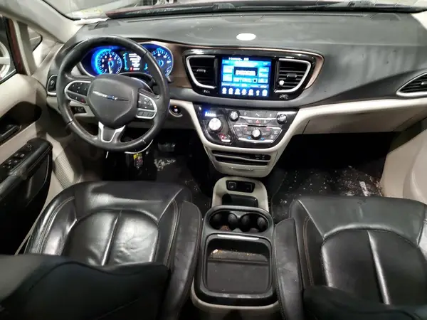 2C4RC1BG5HR823698 2017 CHRYSLER PACIFICA - Image 8