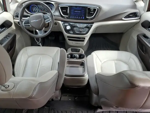 2C4RC1BG5HR826858 2017 CHRYSLER PACIFICA - Image 8