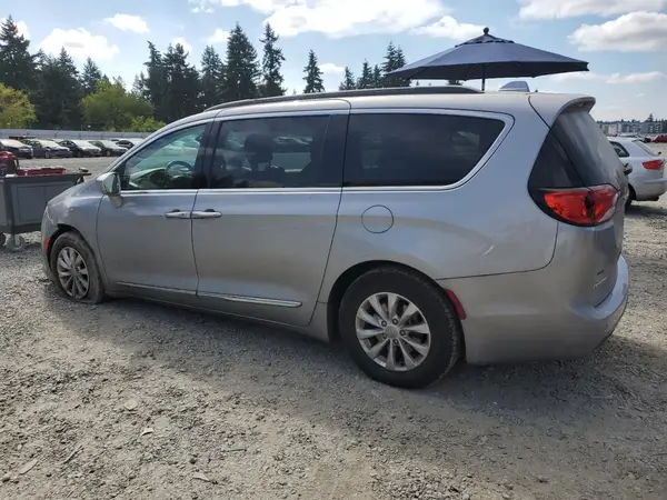 2C4RC1BG5HR832109 2017 CHRYSLER PACIFICA - Image 2