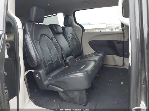 2C4RC1BG5HR832126 2017 CHRYSLER PACIFICA - Image 8
