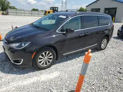 2C4RC1BG5HR835673 2017 CHRYSLER PACIFICA