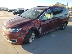 2C4RC1BG5HR837469 2017 CHRYSLER PACIFICA