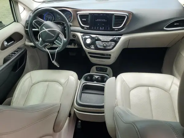 2C4RC1BG5JR107454 2018 CHRYSLER PACIFICA - Image 8