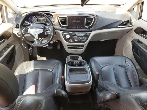 2C4RC1BG5JR107471 2018 CHRYSLER PACIFICA - Image 8