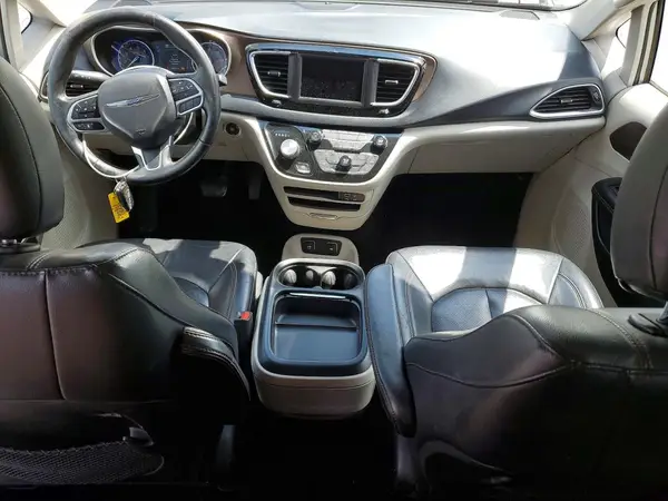 2C4RC1BG5JR110371 2018 CHRYSLER PACIFICA - Image 8