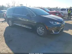 2C4RC1BG5JR110435 2018 CHRYSLER PACIFICA