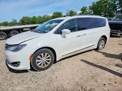 2C4RC1BG5JR119765 2018 CHRYSLER PACIFICA