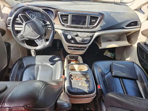2C4RC1BG5JR119765 2018 CHRYSLER PACIFICA - Image 8