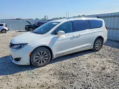 2C4RC1BG5JR120110 2018 CHRYSLER PACIFICA