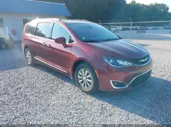 2C4RC1BG5JR120558 2018 CHRYSLER PACIFICA