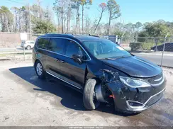 2C4RC1BG5JR141538 2018 CHRYSLER PACIFICA