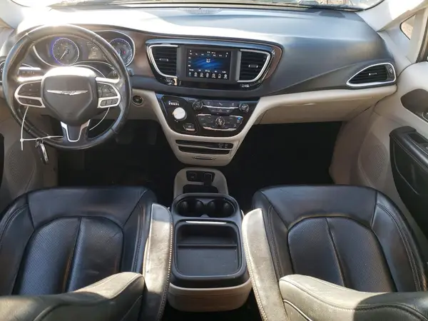 2C4RC1BG5JR142754 2018 CHRYSLER PACIFICA - Image 8