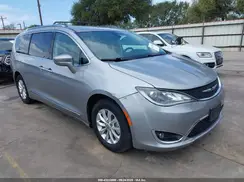 2C4RC1BG5JR142916 2018 CHRYSLER PACIFICA