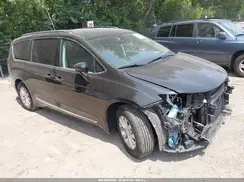 2C4RC1BG5JR143970 2018 CHRYSLER PACIFICA