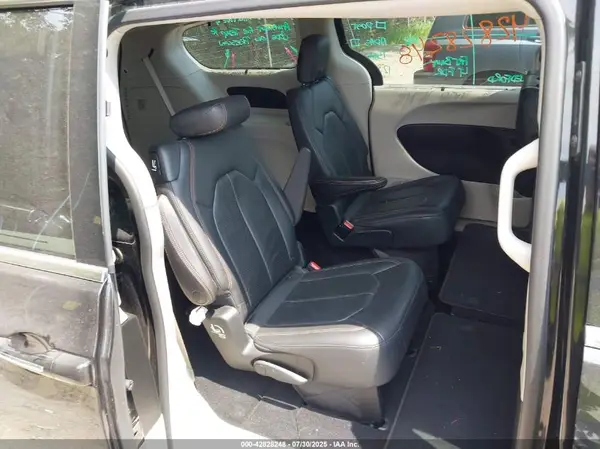 2C4RC1BG5JR143970 2018 CHRYSLER PACIFICA - Image 8