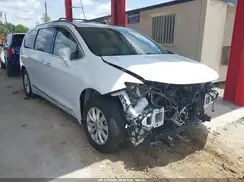 2C4RC1BG5JR148733 2018 CHRYSLER PACIFICA