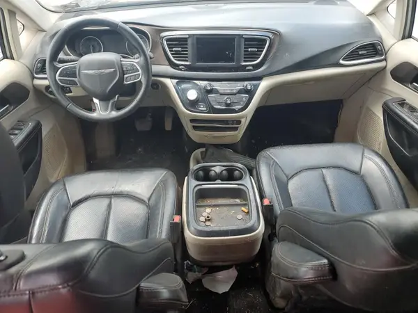2C4RC1BG5JR152216 2018 CHRYSLER PACIFICA - Image 8