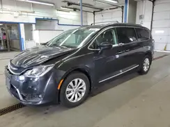2C4RC1BG5JR153947 2018 CHRYSLER PACIFICA