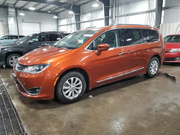2C4RC1BG5JR155035 2018 CHRYSLER PACIFICA - Image 1