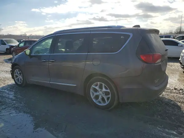 2C4RC1BG5JR172434 2018 CHRYSLER PACIFICA - Image 2