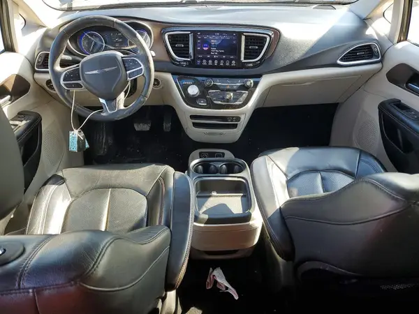 2C4RC1BG5JR172434 2018 CHRYSLER PACIFICA - Image 8