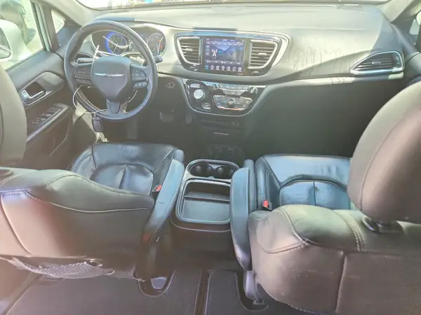 2C4RC1BG5JR182400 2018 CHRYSLER PACIFICA - Image 8