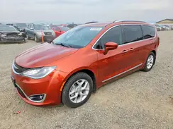 2C4RC1BG5JR182641 2018 CHRYSLER PACIFICA