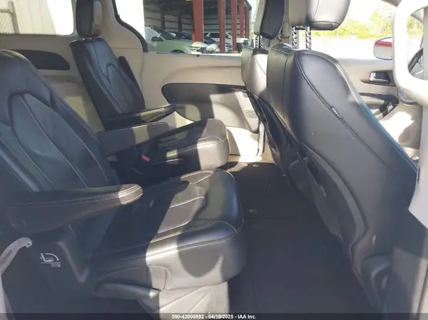 2C4RC1BG5JR186012 2018 CHRYSLER PACIFICA - Image 8