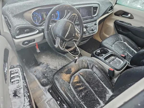 2C4RC1BG5JR188472 2018 CHRYSLER PACIFICA - Image 8