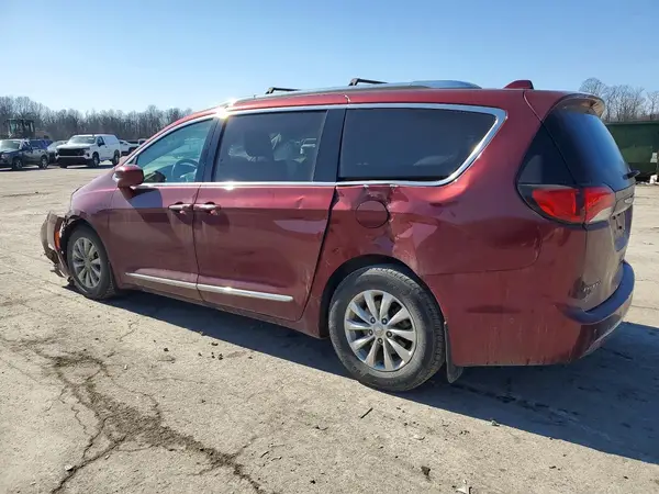2C4RC1BG5JR218019 2018 CHRYSLER PACIFICA - Image 2
