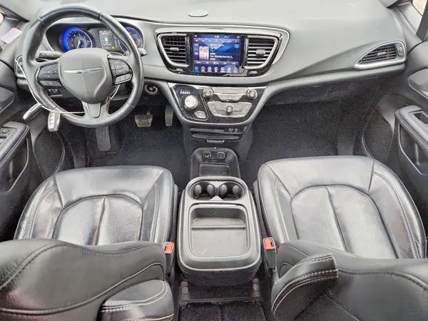 2C4RC1BG5JR227898 2018 CHRYSLER PACIFICA - Image 8
