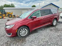 2C4RC1BG5JR233295 2018 CHRYSLER PACIFICA