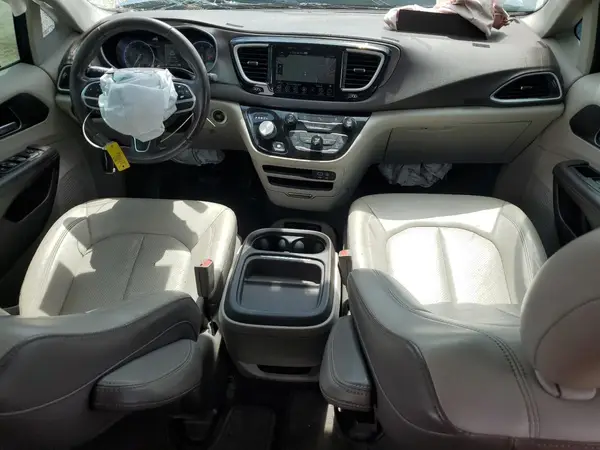 2C4RC1BG5JR233555 2018 CHRYSLER PACIFICA - Image 8