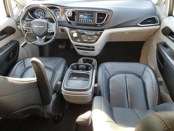 2C4RC1BG5JR234785 2018 CHRYSLER PACIFICA - Image 8