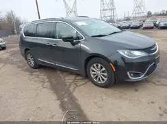 2C4RC1BG5JR252249 2018 CHRYSLER PACIFICA