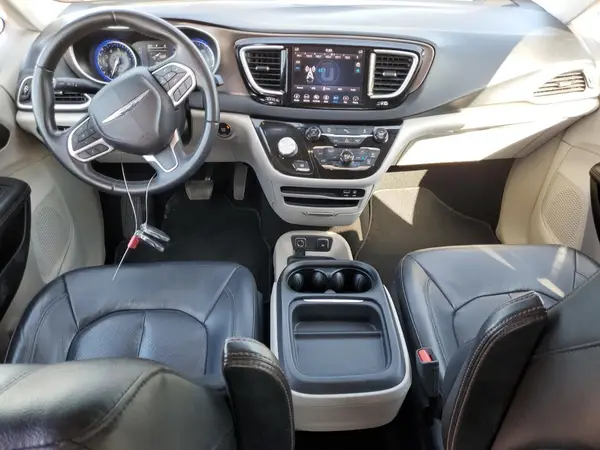 2C4RC1BG5JR263672 2018 CHRYSLER PACIFICA - Image 8
