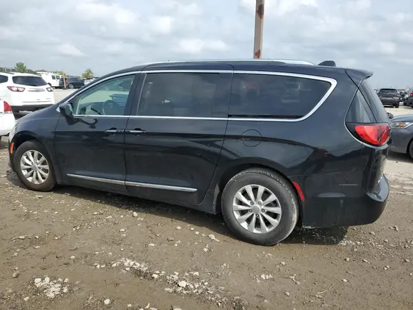 2C4RC1BG5JR269701 2018 CHRYSLER PACIFICA - Image 2