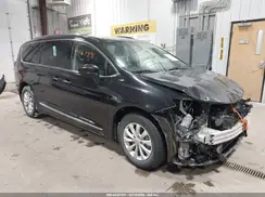 2C4RC1BG5JR277197 2018 CHRYSLER PACIFICA