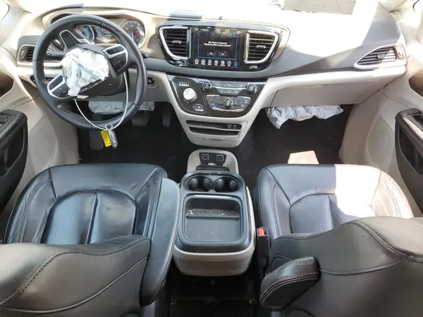 2C4RC1BG5JR277507 2018 CHRYSLER PACIFICA - Image 8