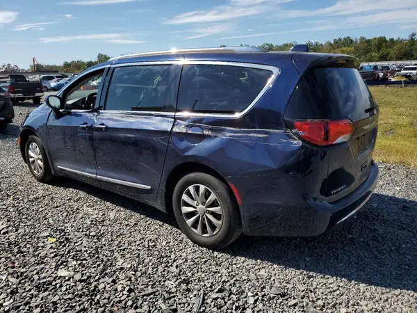 2C4RC1BG5JR280469 2018 CHRYSLER PACIFICA - Image 2