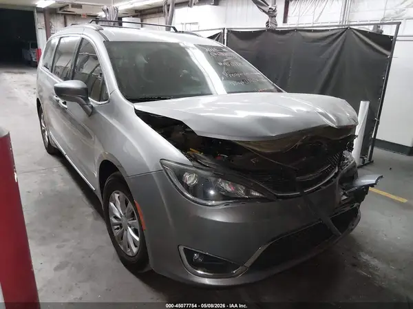 2C4RC1BG5JR305659 2018 CHRYSLER PACIFICA - Image 1