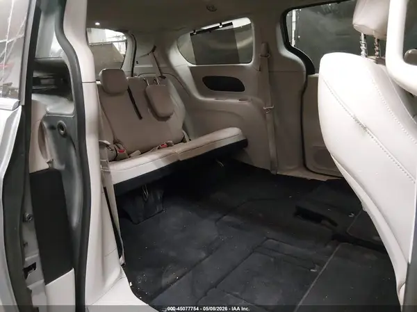 2C4RC1BG5JR305659 2018 CHRYSLER PACIFICA - Image 8