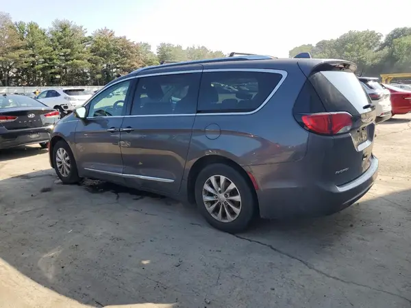 2C4RC1BG5JR317889 2018 CHRYSLER PACIFICA - Image 2